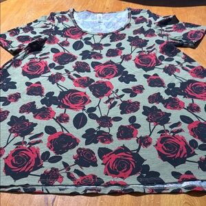 LuLaRoe Perfect Tee with Red and Black roses on Tan background.